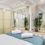 Parea Living - Canary Wharf, Secluded Luxury Flat W Free Parking & Remote Working