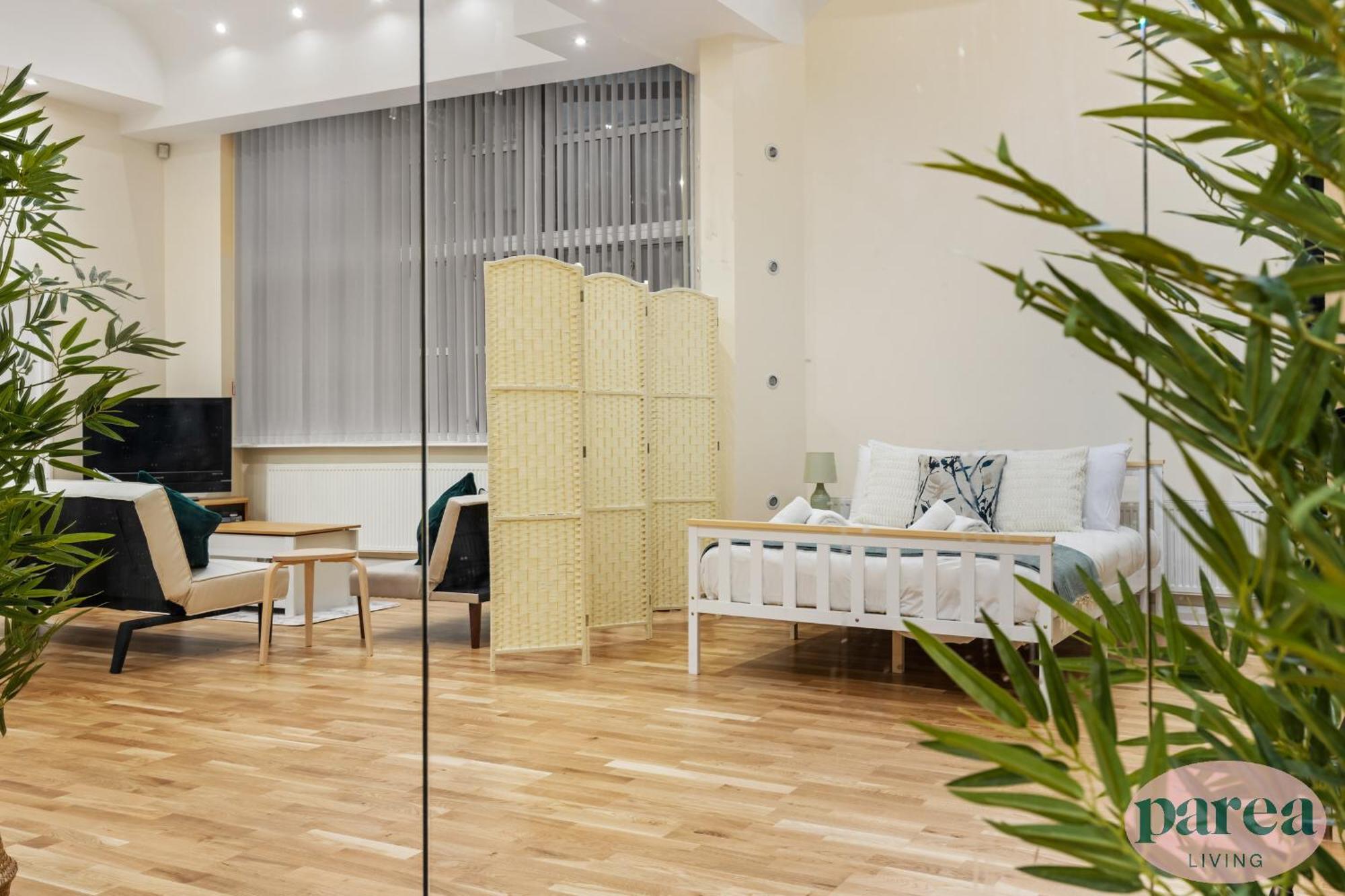 Appartamento Parea Living - Canary Wharf, Secluded Luxury Flat W Free Parking & Remote Working