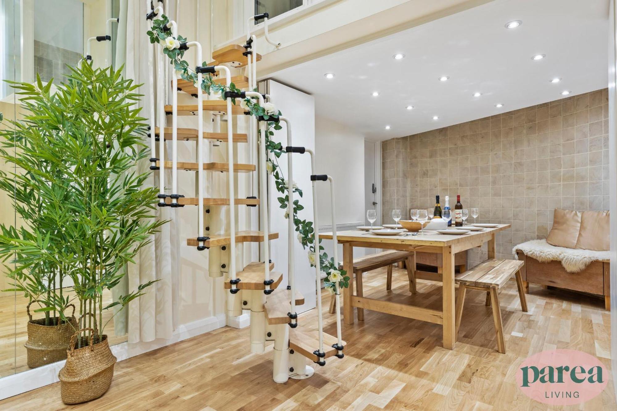 Appartamento Parea Living - Canary Wharf, Secluded Luxury Flat W Free Parking & Remote Working Londra